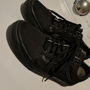 Black/Black Authentic Vans